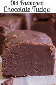 Old Fashioned Chocolate Fudge Creamy And Slightly Crumbly This Melt In Your Mouth Chocolat Homemade Chocolate Fudge Fudge Recipes Chocolate Homemade Chocolate