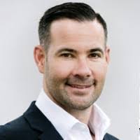 Ryan Pearce's Instagram, Twitter & Facebook