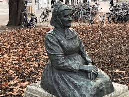 Denkmal Fur Charlotte Muller Goettingen 2020 All You Need To Know Before You Go With Photos Tripadvisor