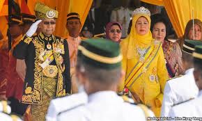 •sistem demokrasi berparlimen di bawah pentadbiran raja berperlembagaan dengan maksud ydpa sebagai ketua negara. Malaysiakini Sultan Abdullah Kukuh Amalan Raja Berpelembagaan