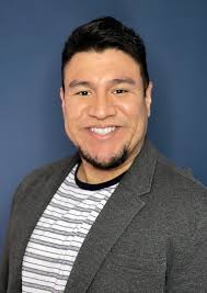 Rolando Nieves's Instagram, Twitter & Facebook