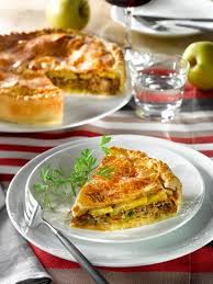 Recette De Tourte Au Confit De Canard Et Pommes Fruits Recettes De Cuisine Recette Tourte Recette