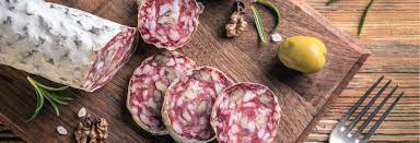 To make 1 kg of salami, about 1.5 g of spices and 1 g of herbs are needed. The Sausage Maker Blog Diy Dry Curing How To Make Salami