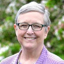 Beth Beckman's Instagram, Twitter & Facebook