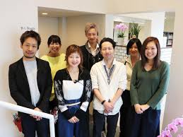 山口に複合型美容院「B.t.Basic」 髪・ネイル・エステ、ワンストップ対応 - 山口宇部経済新聞