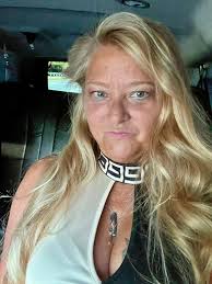 Minnie wasn't as entertained by this filter as I was