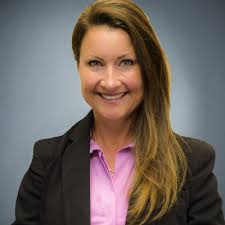 Leah Langford's Instagram, Twitter & Facebook