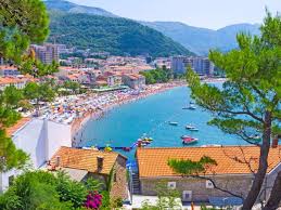 It borders bosnia and herzegovina to the north, serbia to the east, albania to the southeast. ØµÙˆØ± Ø§Ù„Ø¬Ø¨Ù„ Ø§Ù„Ø£Ø³ÙˆØ¯ Ø§Ù„ÙˆØ¬Ù‡Ø© Ø§Ù„Ø£ÙØ¶Ù„ Ù„Ø´Ù‡Ø± Ø¹Ø³Ù„ Ø±ÙˆÙ…Ø§Ù†Ø³Ù‰ ÙÙ‰ Ø£ÙˆØ±ÙˆØ¨Ø§ Ø¹ÙŠÙ†
