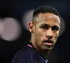 Viele würden wohl zustimmen, dass heidi klum in deutschland gute karten für diesen titel hätte. Neymar Haarschnitt Frisuren Trends Mittellange Herrenfrisuren Hipster Frisur Medium Haare