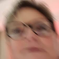 Tracey Saunders (@_traceykim_)