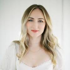 Hannah Mann's Instagram, Twitter & Facebook