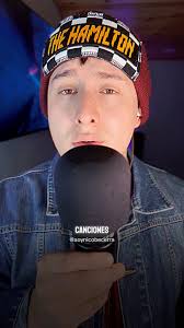 Hoy para ustedes quise hacer un video más largo, así que si quieren que  vuelva a hacer uno así llenen de likes este video ❤️🙏 los quiero mucho  #nicobecerra #bolero #LaDescarga