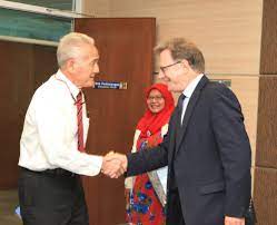 The vice chancellor and ceo of the university, datuk abdul rahim hashim, explains why he believes that the university will have an increasing role in the. University Of Malaya Takes The Lead On The Apec University Leaders Forum 2020 Apru