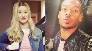 Näytä lisää sivusta the sexy hair flip facebookissa. Marlon Wayans Commends Iggy Azalea On White Chicks Costume