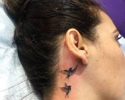 Image de Bird neck tattoo women