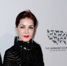 She was second choice for the part after the producers were unable to secure priscilla presley. Lisa Marie Presley Ihr Sohn Nahm Sich Das Leben Gala De