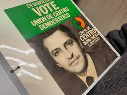 Medio siglo de la Historia de España en pegatinas