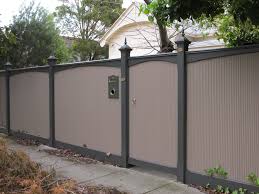 Quellbild Anzeigen Mit Bildern Wellblech Metallzaun Aluminium Zaun