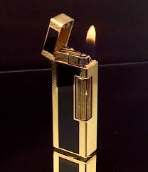 Dunhill Rollagas Lighter Gold Plated Black Panel Lacquer Ultra Rare Excellent Condition Lighter Gold Plating