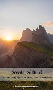 Check spelling or type a new query. Wandern Auf Die Seceda Von Wolkenstein Sonnenaufgang Auf Der Seceda Smilesfromabroad Sudtirol Urlaub Wandern Kurztrip Europa