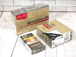 Benson Hedges Gold 100 S 10 Packs Of 20 Cigarettes 200