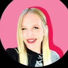 Robin Elmore's Instagram, Twitter & Facebook