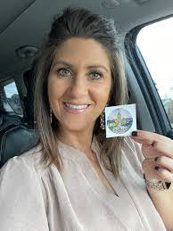 Simone Broussard's Instagram, Twitter & Facebook