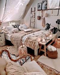 Bohemian Bedroom Bedroom Id Und Bohemian Bedroom Modernbohemianbedrooms Bohmi En 2020 Chambre A Coucher Design Boheme Idees Chambre Chambre A Coucher Design
