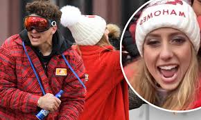 She joined another ut tyler player when she signed up to play in reykjavik. Patrick Mahomes Joined On Victory Bus By Girlfriend Brittany Matthews At Kansas City Chiefs Parade Daily Mail Online