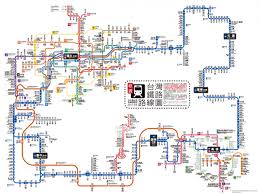 高鐵thsr (台灣高鐵taiwan high speed rail) 火車高鐵thsr的起始站是高鐵左營站 thsr zuoying station，終點站是南港車站 nangang。 高鐵thsr (1302南港nangang)於周一至周五提供服務。 其它資訊：高鐵thsr共途經9個站點，預計行駛130分鐘。 要搭車？ å…¨å°ç£çš„éµè·¯æ·é‹é«˜éµè·¯ç·š æ—¥æœ¬äººå¹«ä½ æ¿ƒç¸®åœ¨ä¸€å¼µåœ°åœ–è£¡é¢äº† æ•¸ä½æ™‚ä»£businessnext