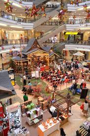 There are over 600 shops that sell all kind of goods that you can look and browse through. Meriahnya Syawal Raya Celebration 1 Utama Shopping Centre Bandar Utama Isaactan Net Events Food Tech Tr Mall Design Shopping Center Shopping Mall