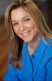 Gina Tuttle's Instagram, Twitter & Facebook