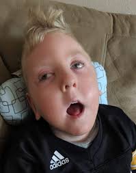 Cade Mcgovern's Instagram, Twitter & Facebook