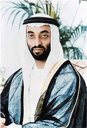 طحنون بن زايد ماذا تعرف عن أمير الظل في الإمارات. Ø·Ø­Ù†ÙˆÙ† Ø¨Ù† Ø²Ø§ÙŠØ¯ Ø±Ø¦ÙŠØ³Ø§ ÙØ®Ø±ÙŠØ§ Ù„Ù†Ø§Ø¯ÙŠ Ø£Ø¨ÙˆØ¸Ø¨ÙŠ Ù„Ù„Ø´Ø·Ø±Ù†Ø¬ ÙÙƒØ± ÙˆÙÙ† Ø§Ù„Ø¨ÙŠØ§Ù†