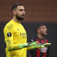 Tutta invidia, altro che sapere aude. Report There S Growing Skepticism At Milan About Gianluigi Donnarumma S Contract Status Black White Read All Over