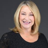 Vicki Grunwald's Instagram, Facebook & TikTok