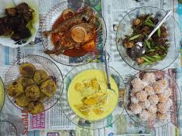 Orang ramai dijamin akan mendapat layanan dan perkhidmatan yang cemerlang serta sajian makanan bertaraf 5 bintang apabila menikmati juadah berbuka puasa disediakan untuk orang ramai pada harga rm150 bersih seorang, yang boleh didapati untuk tempahan pada hari biasa antara 8 hingga 31 mei 2019. Nanyfadhly Meriahnya Kenduri Berbuka Puasa Di Kampung