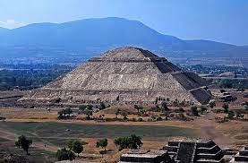 8 Largest Pyramids In The World Largest Pyramid Pyramids Amazing Places On Earth