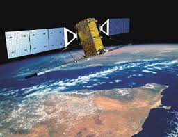 Images from geostationary satellites covering the whole earth are also available. Radarsat Earth Online