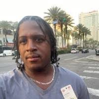 Akeem Henry's Instagram, Twitter & Facebook