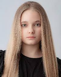 Received my updated headshots! Thank you @dawnmariephotography.716 I  absolutely love them! #NYModel #headshots #update #bellbottoms  #repunzelhair #allnatural