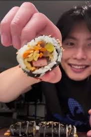 Kimbap recipe: carrots, eggs, and spam assembly