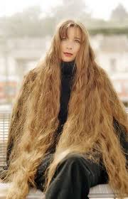 Long Hair Girls Through The History With Unusually Long Hair Don T Panic Long Hair Styles Long Hair Women Really Long Hair
