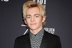 Is attending game 4 in dc to participate in playball activities and deliver the game ball that evening. Ross Lynch Joins Netflix S Sabrina Harvey Kinkle Cast Tvline