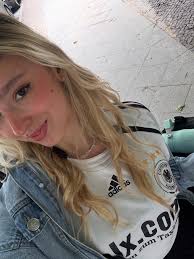 Berlin. If I could ever write how much you mean to me… Rainy, historical,  Berlin. you feel like the hug I've needed for so long. I walk your streets  again, the ones