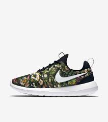 Discover more variety than buds in the garden by exploring the women's clothing collection. Nike Roshe Floral Print Women S Pasteurinstituteindia Com