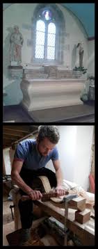Cet Autel En Chene A Ete Realise Par Alexandre Gabard Le Poitevin Compagnon Menuisier Du Devoir Lors De Son Travail De R Entryway Tables Home Decor Furniture