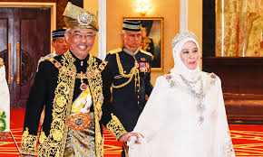 As we know, malaysia is a nation which group by diverse the visitors from other countries will be attracted by the unity that shown by the malaysian people. Malaysia S New King Calls For Racial Unity At Coronation Gulftoday