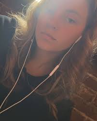 For as long as I've lived I could never quite figure out what to do about  summer 🙇🏼‍♀️🪭