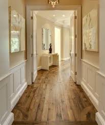 Un arredamento, una filosofia, un look rilassato, ma elegante e aristocratico, quasi nel più puro stile shabby chic per la casa. Scegli La Boiserie In Legno Bianco Per La Tua Casa In Stile Shabby